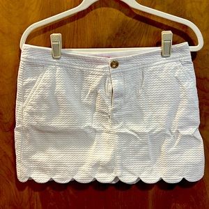 Lily Pulitzer white scalloped skort